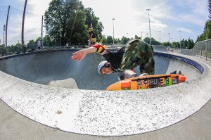 Joel Fraser Backside Carve