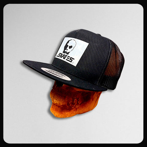 Horse Box Logo Yupoong Classics Black/Black Mesh Snapback Cap